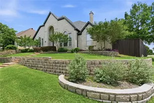 2013 Le Mans Dr, Carrollton, TX 75006 - Photo 3