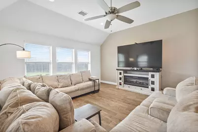 3016 Ridgemont Court, Weatherford, TX 76086 - Photo 5