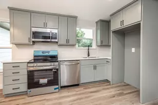 931 N Oak St, Muenster, TX 76252 - Photo 13