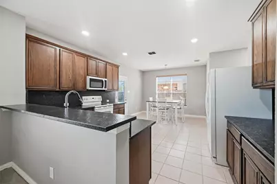 7807 Enchanted Isle Drive, Arlington, TX 76016 - Photo 9