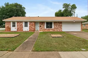 937 Patricia St, Irving, TX 75060 - Photo 1