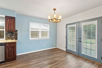 615 Bocowood Circle, Euless, TX 76039 - Photo 11