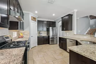 417 Peach Ln, Burleson, TX 76028 - Photo 17