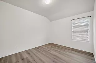 7404 Littleton Way, Fort Worth, TX 76134 - Photo 23