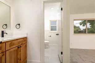 2004 York Dr, Edgecliff Village, TX 76134 - Photo 29