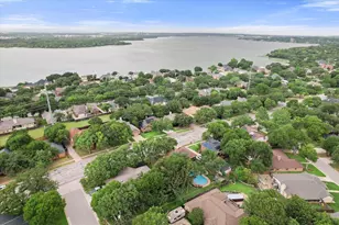 6616 Shorewood Dr, Arlington, TX 76016 - Photo 37