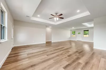 1704 Kings Lane, Commerce, TX 75428 - Photo 3