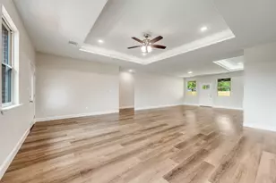 1704 Kings Ln, Commerce, TX 75428 - Photo 3