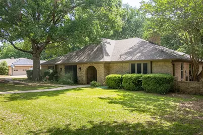 12008 Saddlehorn Lane, Mansfield, TX 76063 - Photo 3