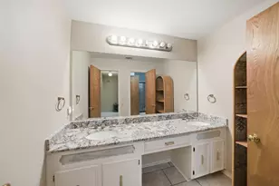 12008 Saddlehorn Ln, Mansfield, TX 76063 - Photo 17