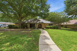12008 Saddlehorn Ln, Mansfield, TX 76063 - Photo 1