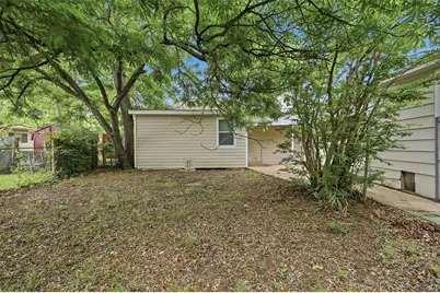 608 S Loving Avenue, Sherman, TX 75090 - Photo 25