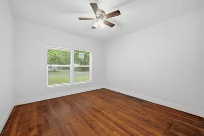 608 S Loving Avenue, Sherman, TX 75090 - Photo 19