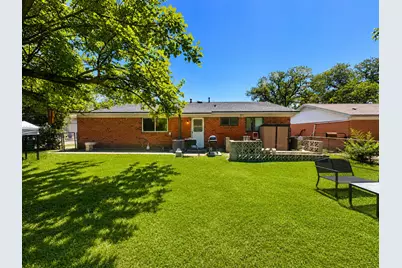4310 Greenbriar Drive, Bellmead, TX 76705 - Photo 29