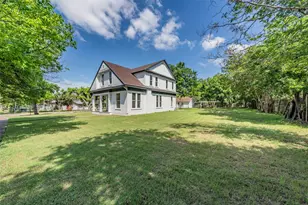 2700 Grim Ave, Waco, TX 76707 - Photo 3