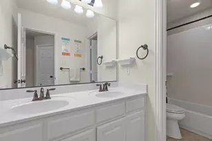 8221 Bayberry Ave, Lantana, TX 76226 - Photo 17