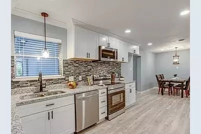 5709 Walraven Circle, Fort Worth, TX 76133 - Photo 9
