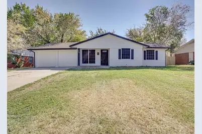 5709 Walraven Circle, Fort Worth, TX 76133 - Photo 1