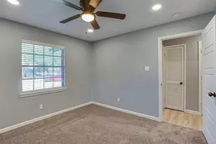 5709 Walraven Cir, Fort Worth, TX 76133 - Photo 23