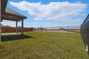 2238 Maple Rdg Dr, Van Alstyne, TX 75495 - Photo 35