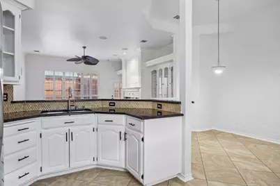 8608 Mill Creek Road, Irving, TX 75063 - Photo 15