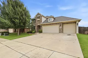 1385 Litchfield Ln, Burleson, TX 76028 - Photo 1