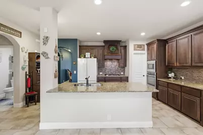 1385 Litchfield Lane, Burleson, TX 76028 - Photo 7