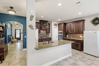 1385 Litchfield Lane, Burleson, TX 76028 - Photo 7