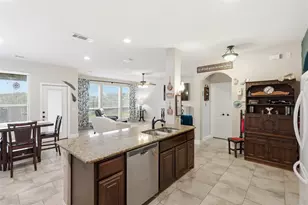 1385 Litchfield Ln, Burleson, TX 76028 - Photo 9