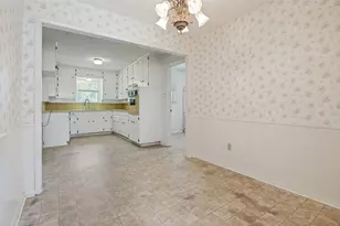 1121 Billie Ruth Ln, Hurst, TX 76053 - Photo 7