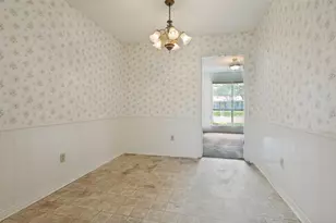 1121 Billie Ruth Ln, Hurst, TX 76053 - Photo 11