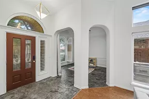 18711 Tall Oak Dr, Dallas, TX 75287 - Photo 5