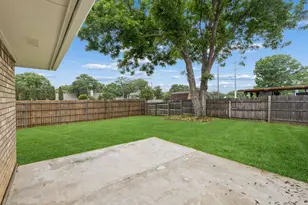 502 Parsley Ln, Euless, TX 76039 - Photo 23