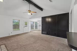 502 Parsley Ln, Euless, TX 76039 - Photo 7