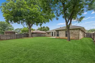 502 Parsley Ln, Euless, TX 76039 - Photo 25