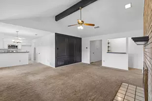 502 Parsley Ln, Euless, TX 76039 - Photo 3
