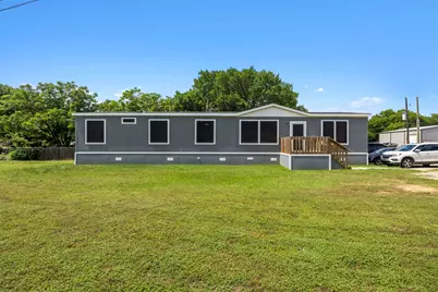 101 Syble Jean Drive, Burleson, TX 76028 - Photo 3
