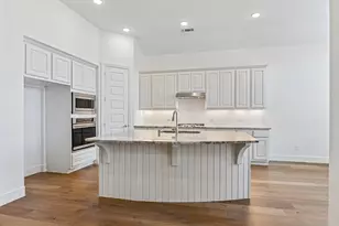 3932 Primrose Dr, Aubrey, TX 76227 - Photo 9