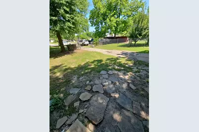 1005 Wolfe City Drive, Greenville, TX 75401 - Photo 17
