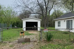 1005 Wolfe City Dr, Greenville, TX 75401 - Photo 15