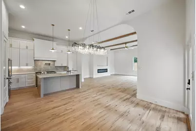 1224 S Pine Street, Grapevine, TX 76051 - Photo 3