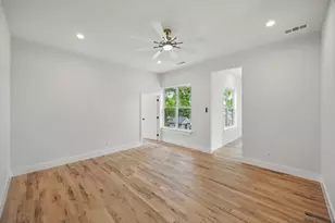 1224 S Pine St, Grapevine, TX 76051 - Photo 19