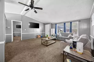 107 Syble Jean Dr, Burleson, TX 76028 - Photo 5