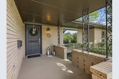 8630 Mediterranean Drive, Dallas, TX 75238 - Photo 5