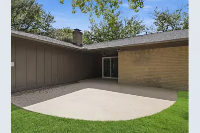 8630 Mediterranean Drive, Dallas, TX 75238 - Photo 35