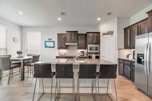 7807 Links Dr, Arlington, TX 76001 - Photo 11