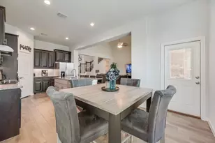 7807 Links Dr, Arlington, TX 76001 - Photo 9