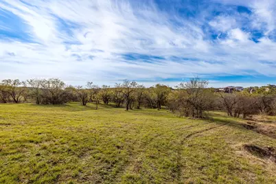 1219 Preserve Boulevard, Grand Prairie, TX 75104 - Photo 11