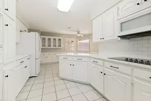 1500 Stonecrest Dr, Richardson, TX 75081 - Photo 11