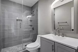 1421 S 12th St, Waco, TX 76706 - Photo 9